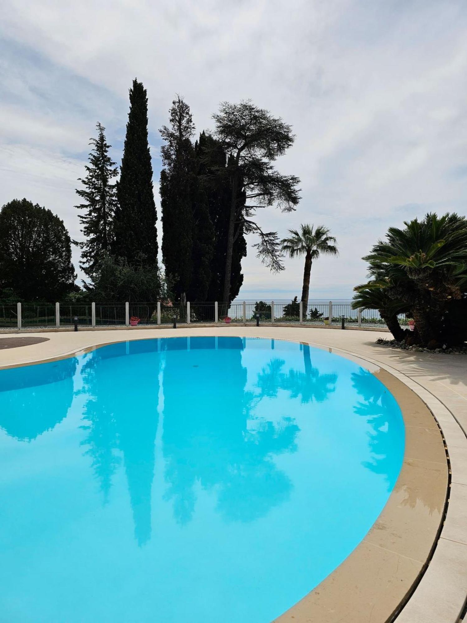« La Grande Residence » Vue Mer, Piscine Menton Buitenkant foto
